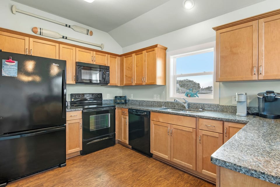 CB11: Inn No Hurry | Top Level Kitchen