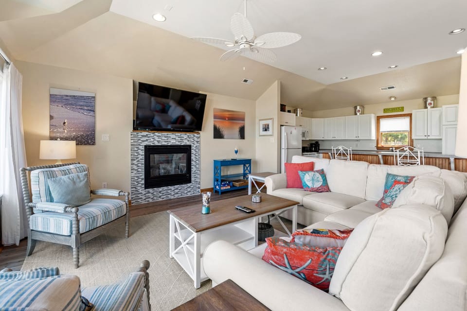M898: Sunset Sound Corolla l Top Level Living Area - Fireplace Not Available For Guest Use