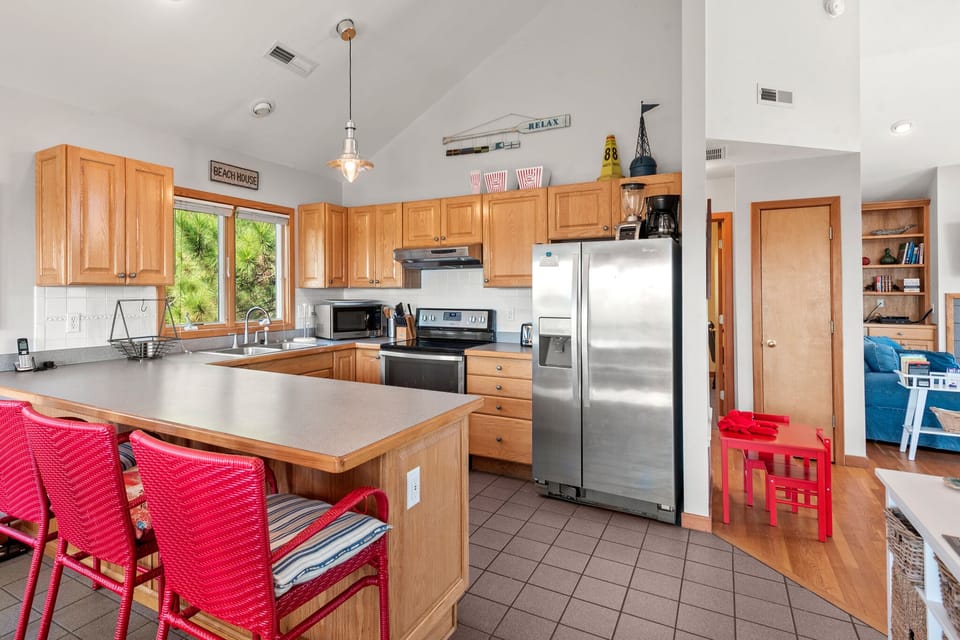 OSM04: Turtle's Cove | Top Level Kitchen