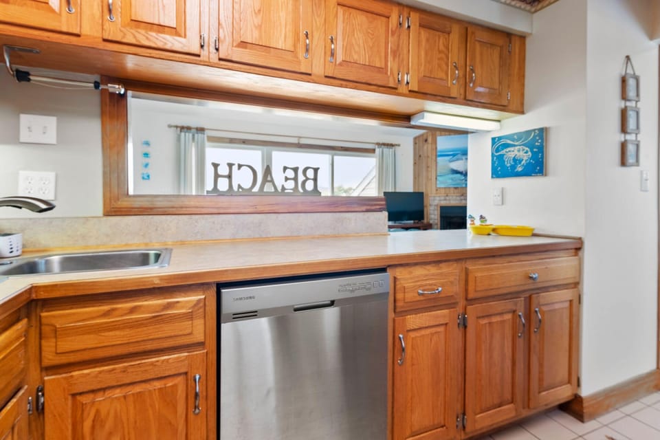 ACA: SeaFinn | Top Level Kitchen