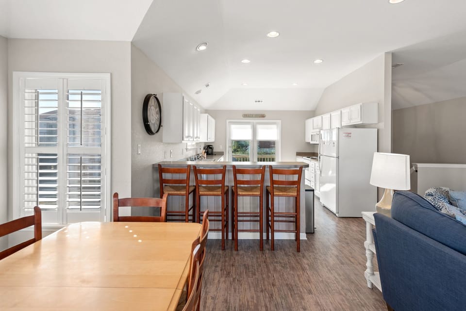 M841: Lighthouse Point | Top Level Overview
