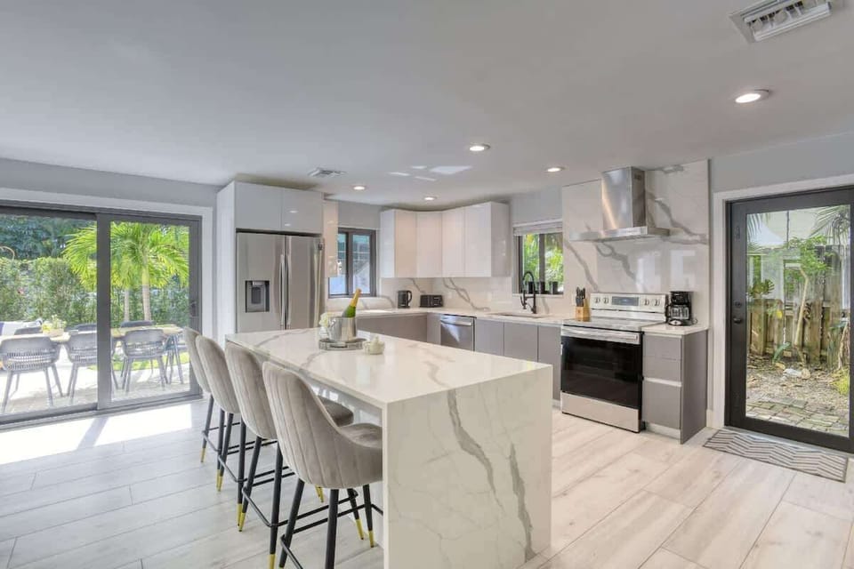 House 1 kitchen