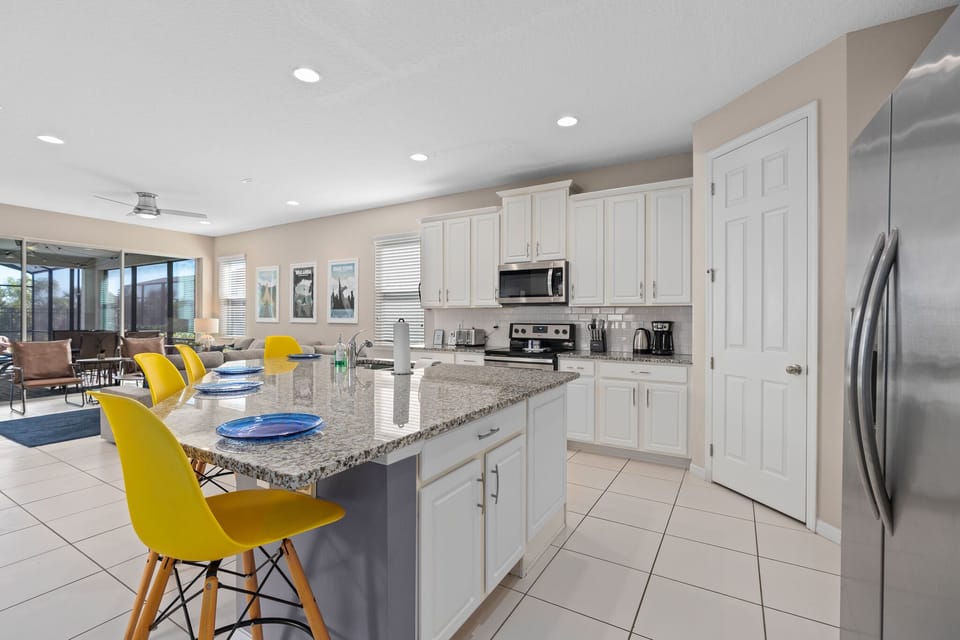 Plenty of room here for cooking, snacking, chatting, and making memories.
