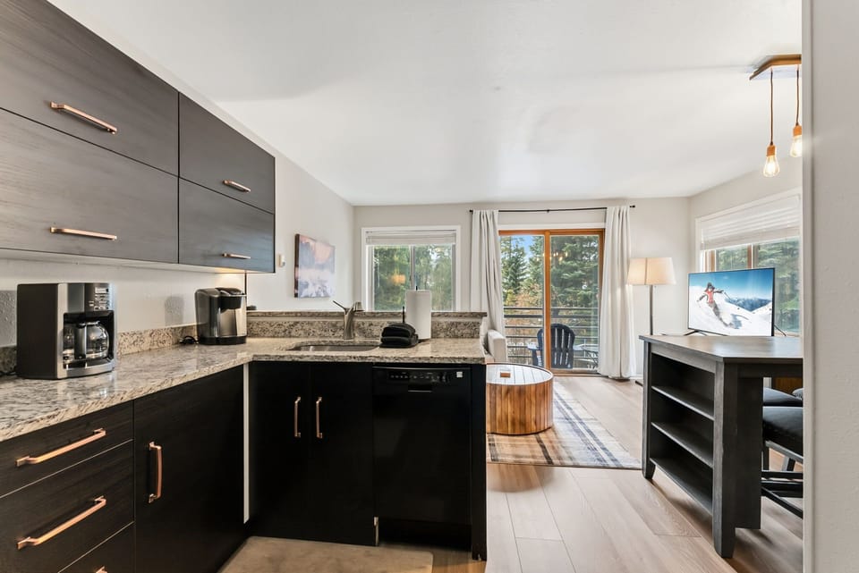 Kitchen: Modern appliances, drip coffee-maker, keurig,  tableware & cookware