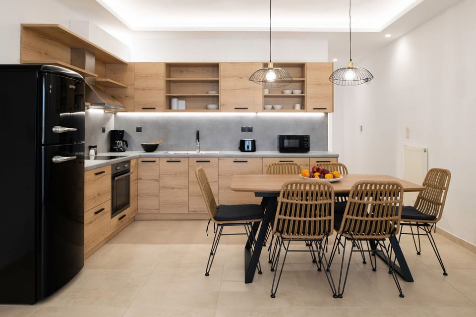 Zen Chic Apartment, Near the beach-Dining Area