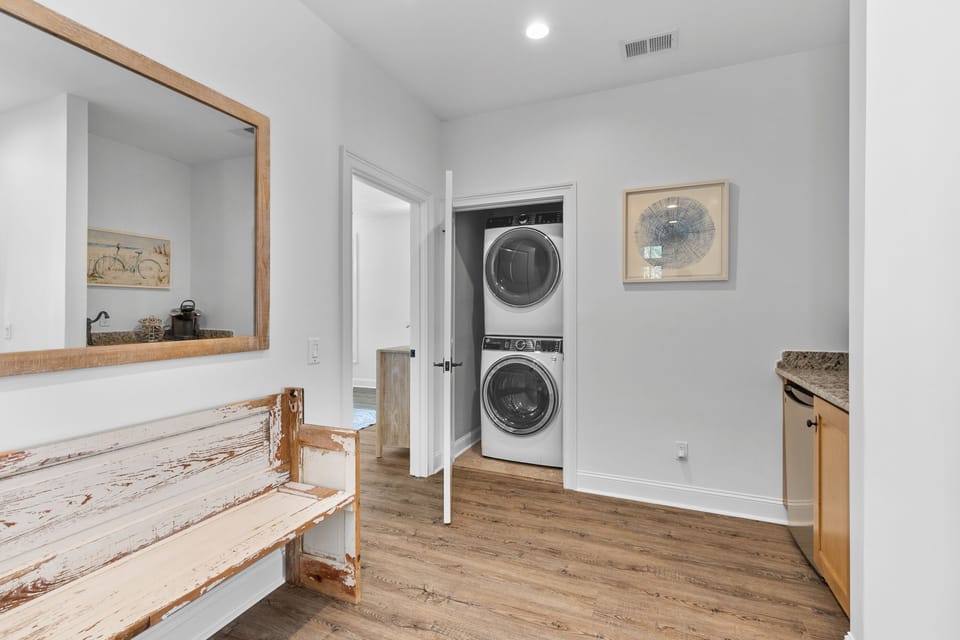 Full Size Washer and Dryer Top Level