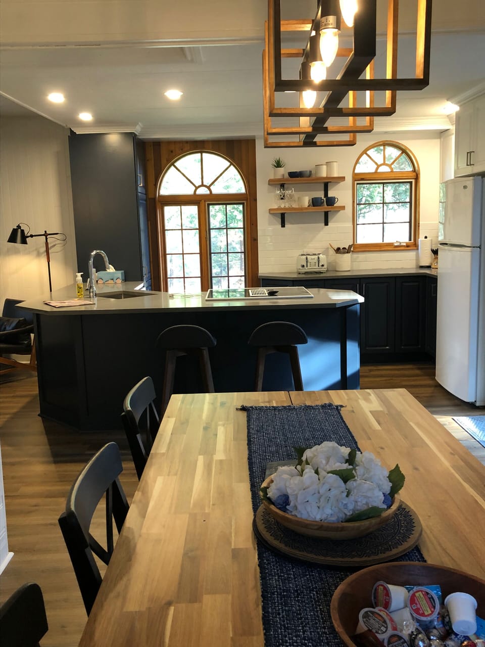 Dining & kitchen areas