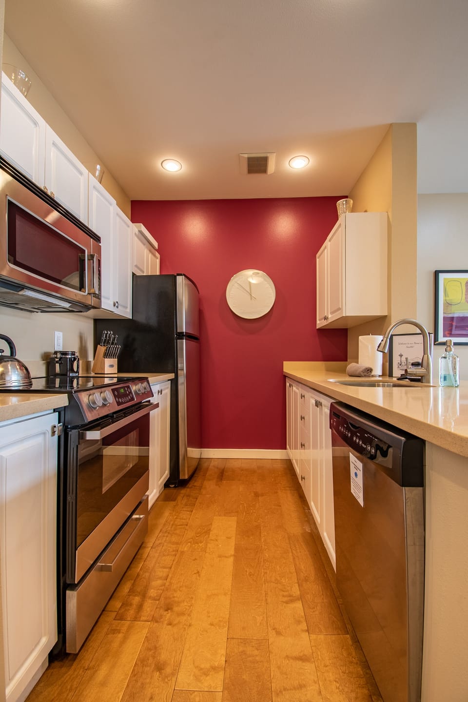 Fully Equipped Kitchen with Stainless Steel Appliances