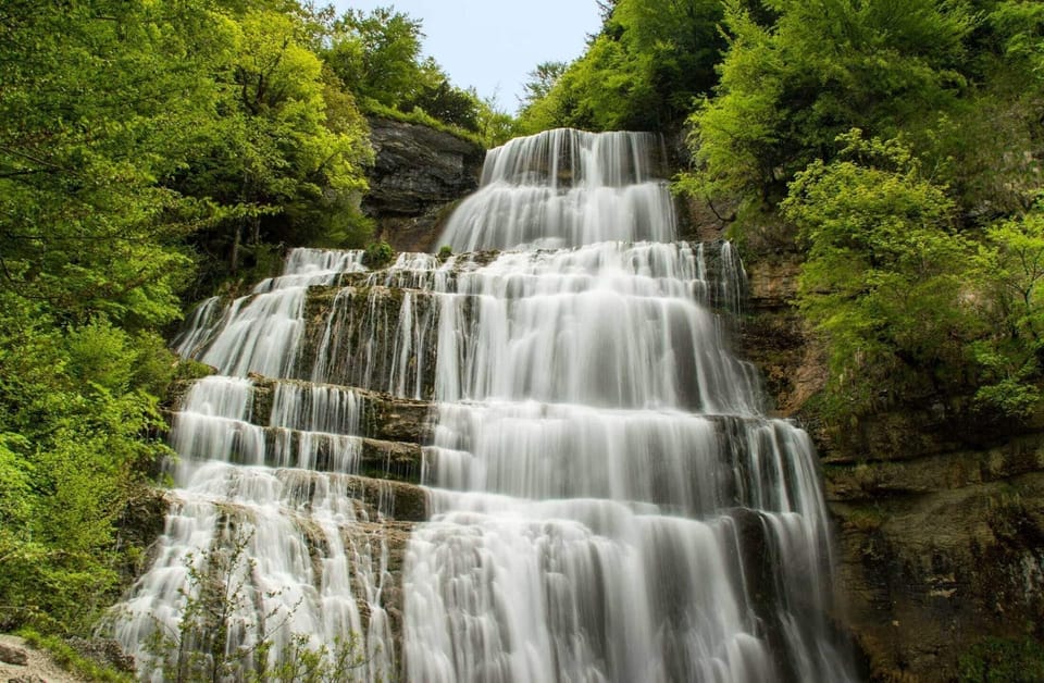 Une des cascades du he´risson- a` 800m des chalets