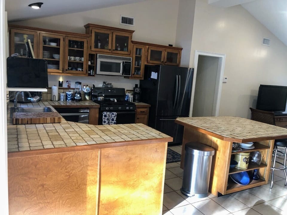 Open Kitchen 