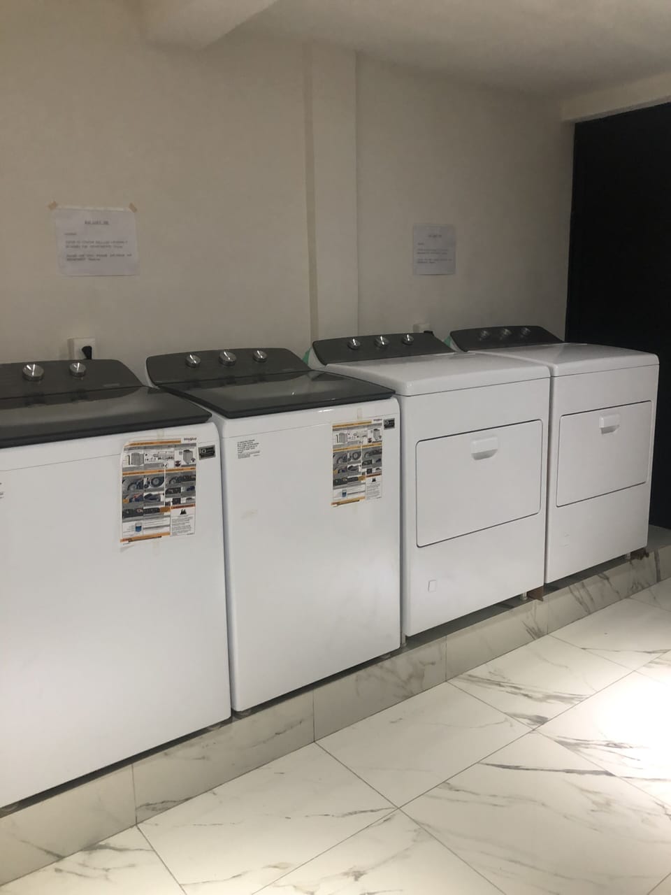 Washer and Drier in premises - Mon. to Sat. 10:0am to 5:00pm (no Sundays)