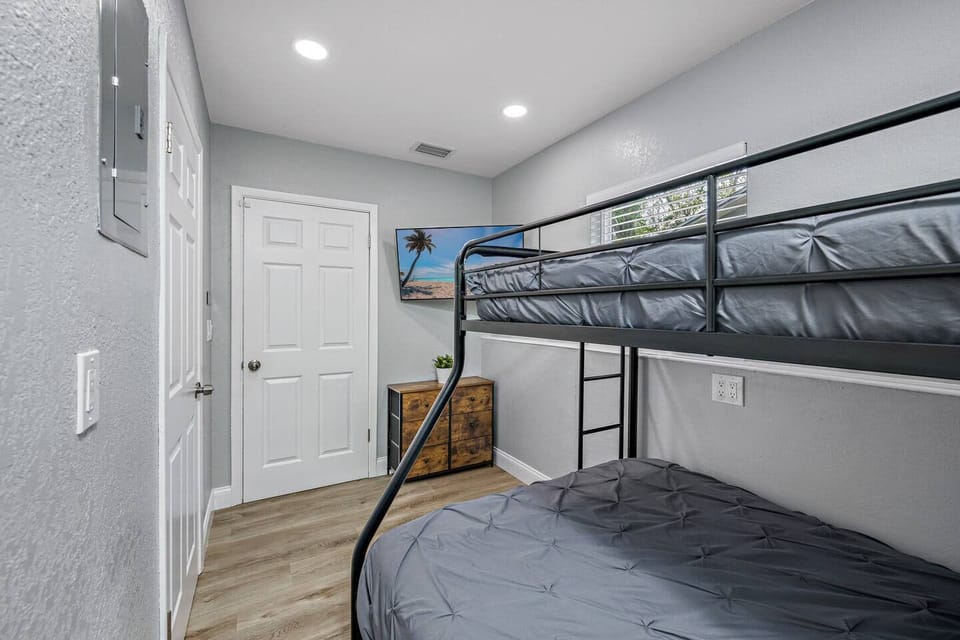 Kids want their own space? This is the perfect room for them! Let them enjoy this vacation with you!