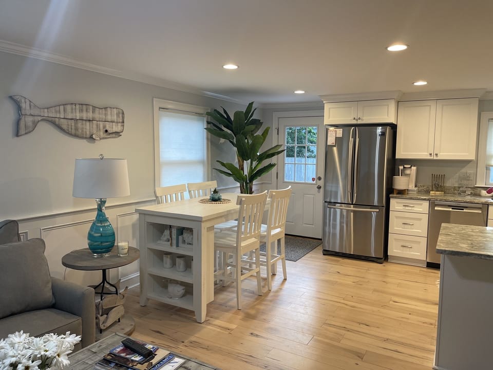 Small Dining Area Table