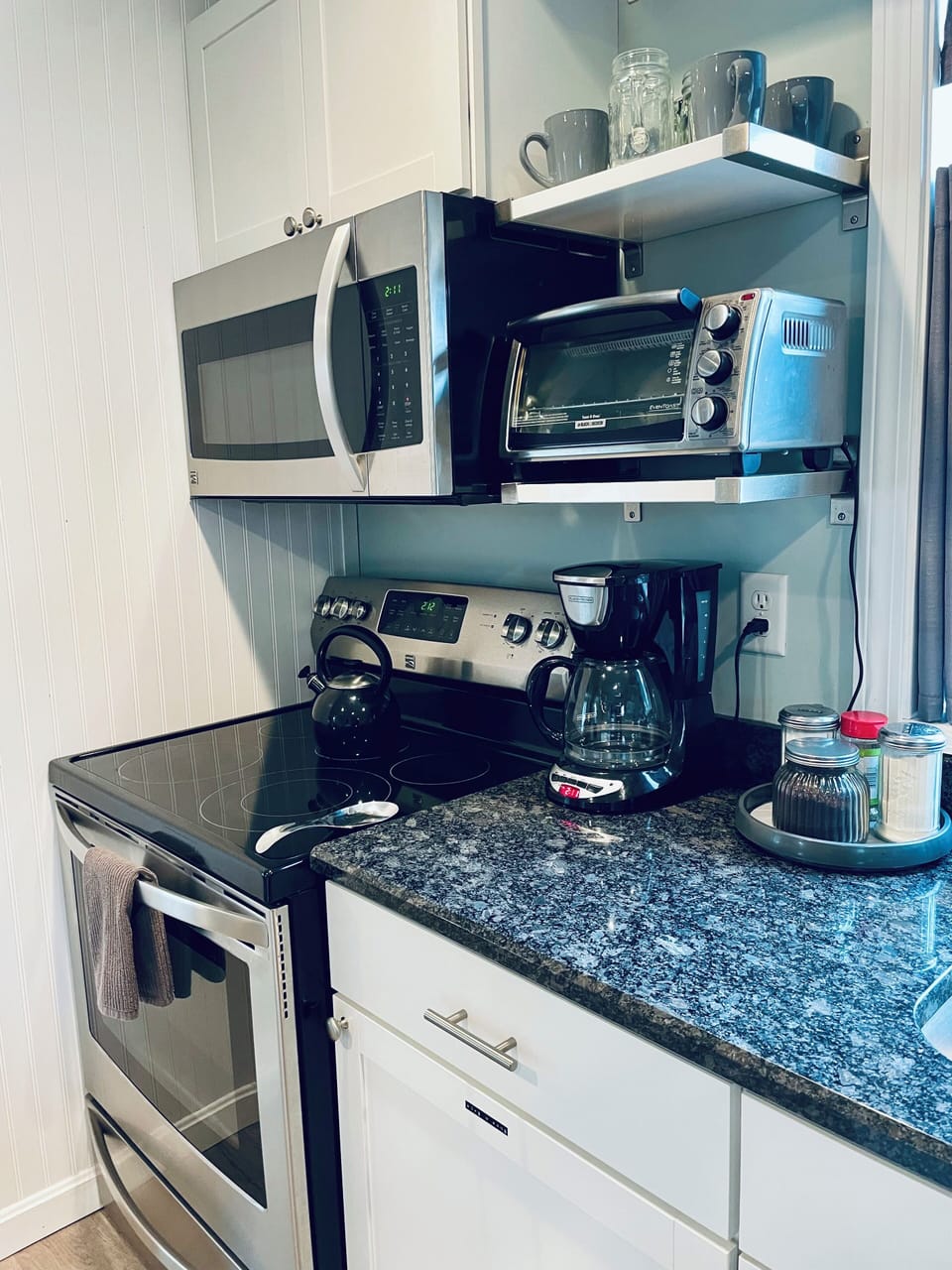 Standard drip coffee maker