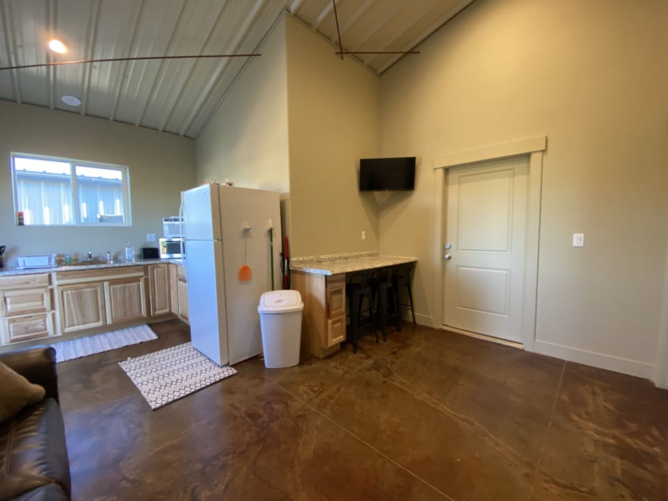 Annex. Separate unit. Can be booked separately for more room. Sleeps 4