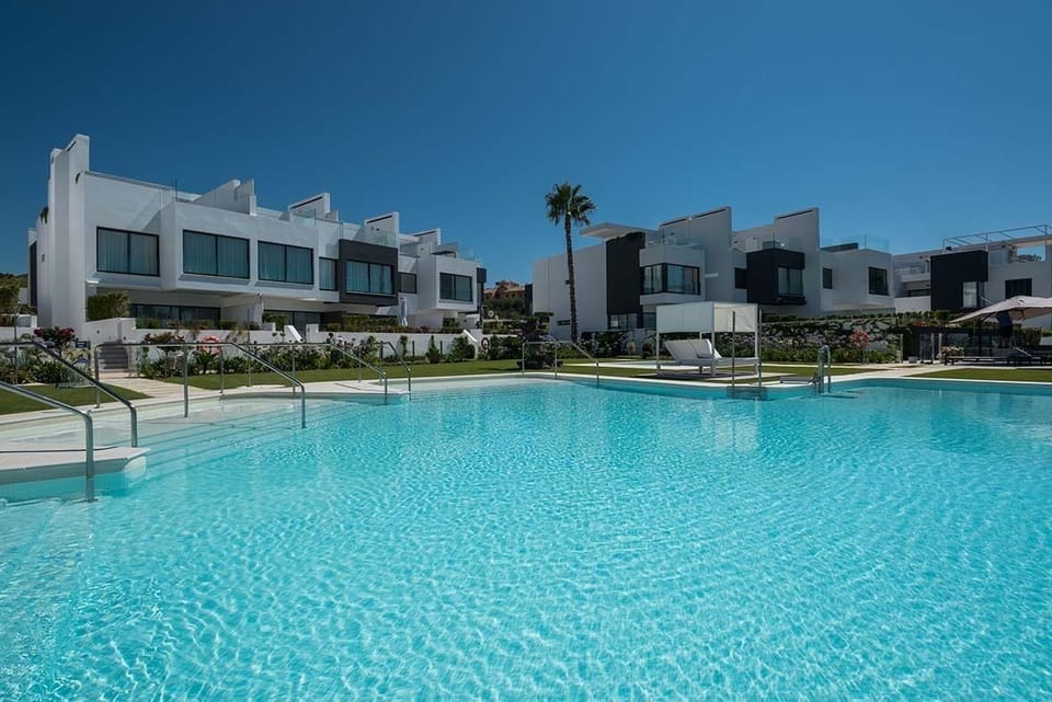 Second pool