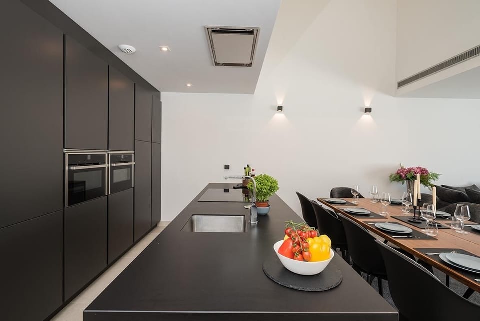 Kitchen island