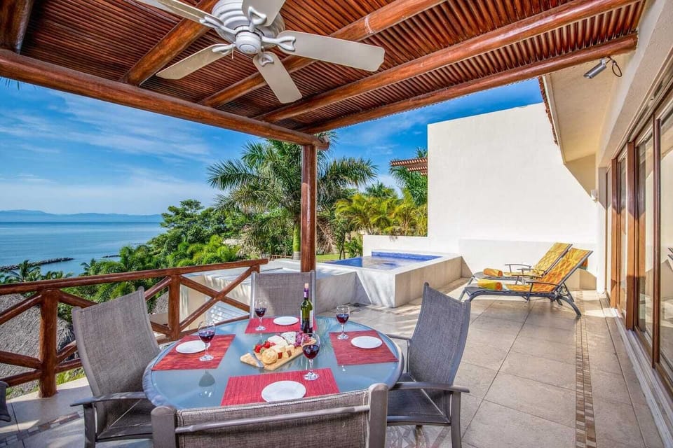 Sip that morning coffee or evening beverage as you watch the sunrise/sunset and enjoy the cool Bay breeze.