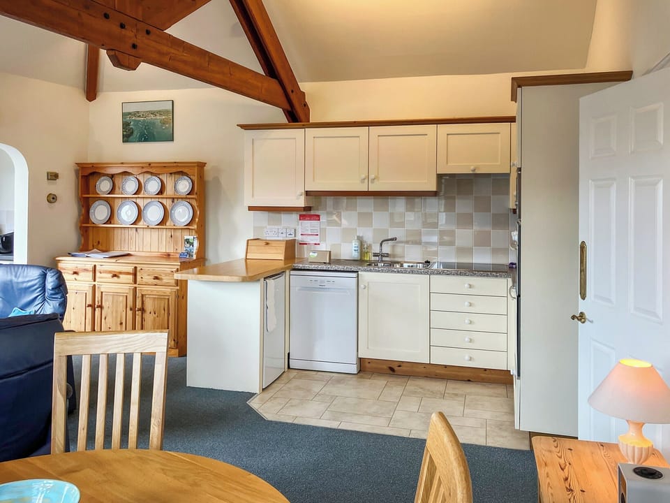 Kitchen | Marine Mews, Salcombe