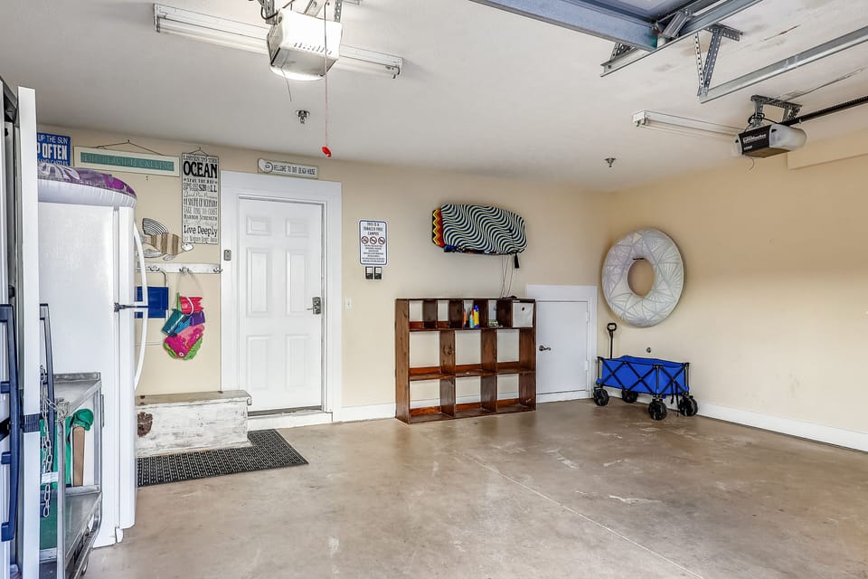 2 Car Garage
