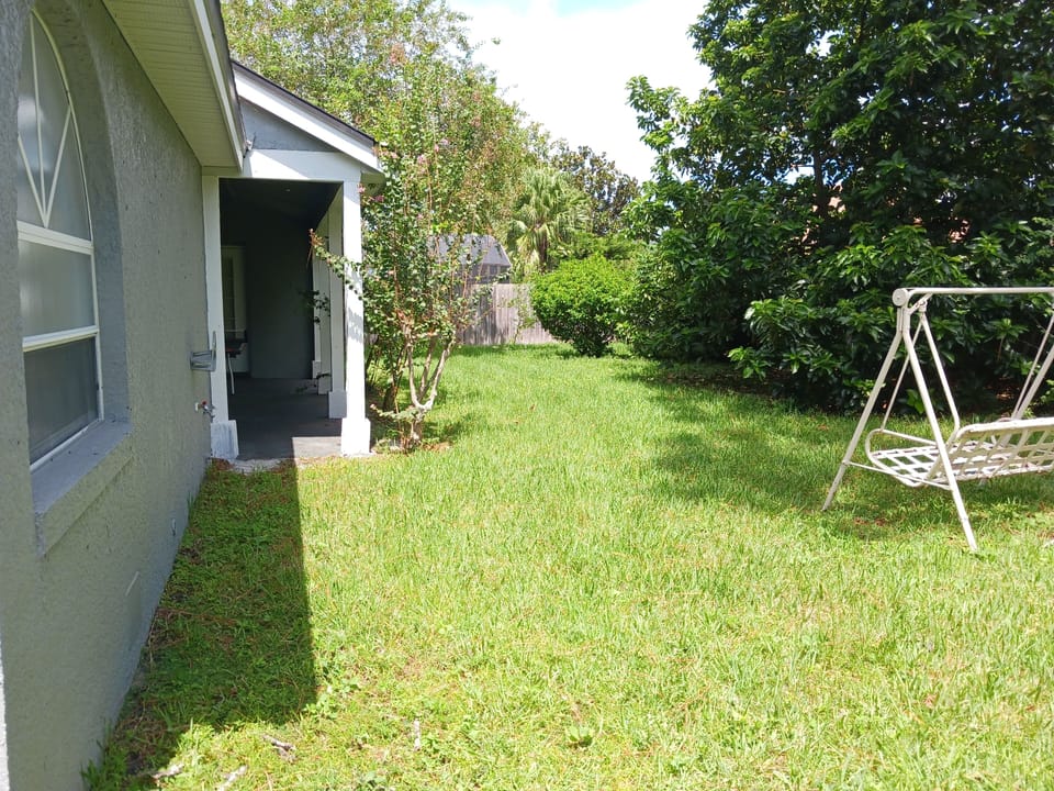 Spacious back yard!