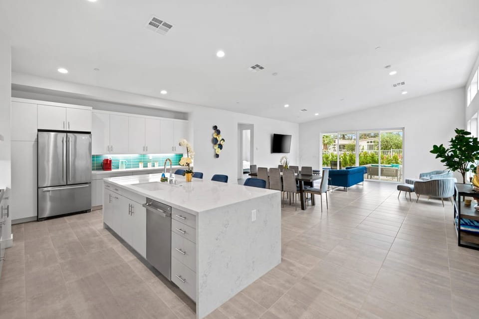 Kitchen and living room