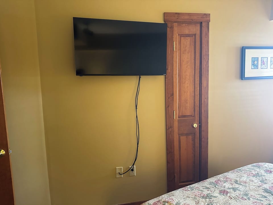 New TV in bedroom (Summer 25 install)