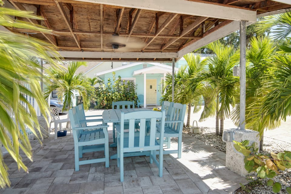 Shared outdoor furniture