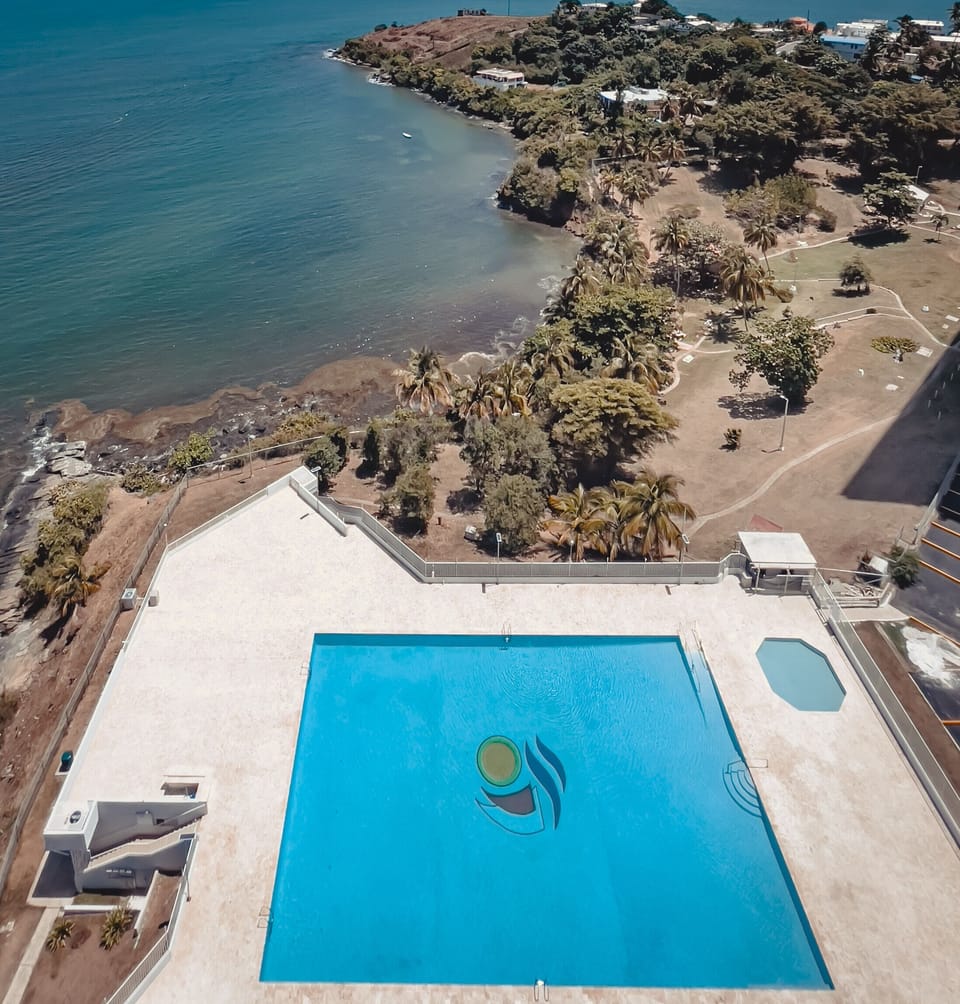Pool available for guest.