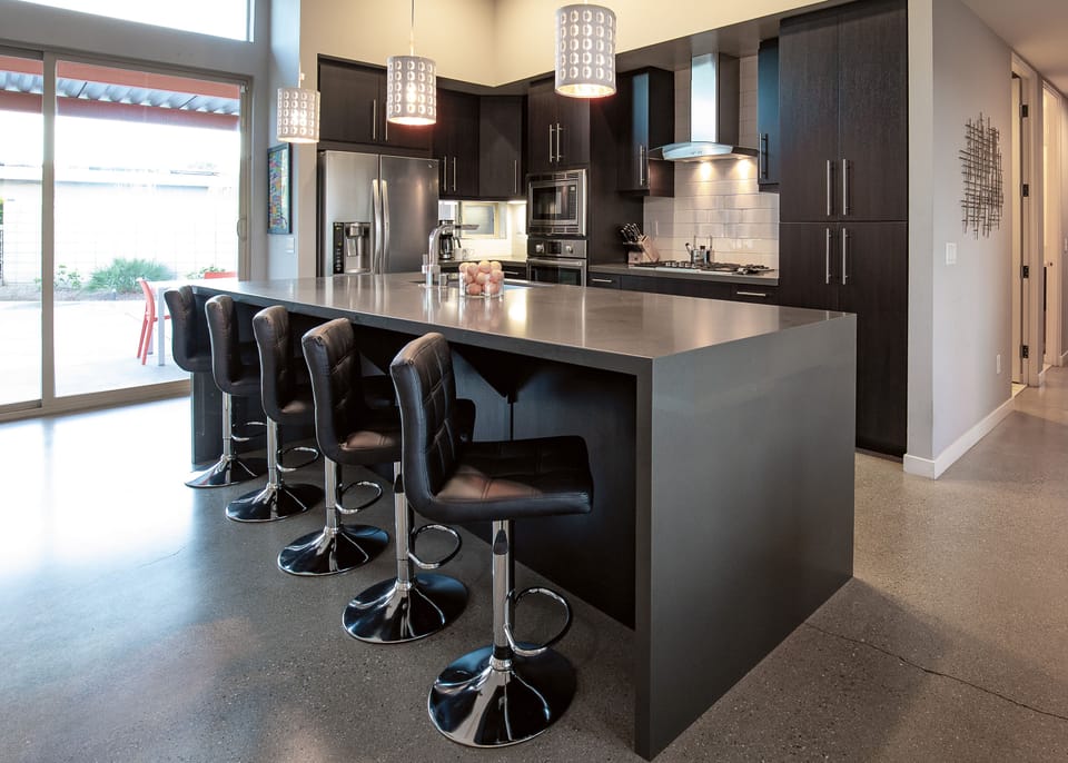 Breakfast bar 