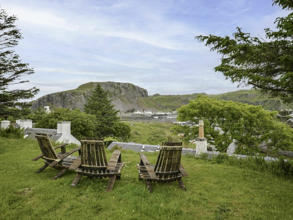 Cloud, Sky, Plant, Furniture, Table, Natural Landscape, Tree, Highland, Vegetation, Chair