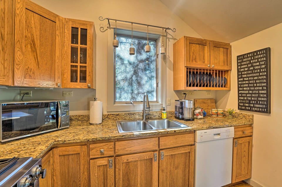 Kitchen | Blender | Toaster