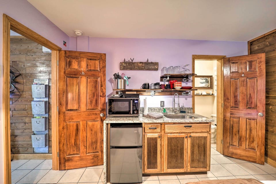 Kitchenette