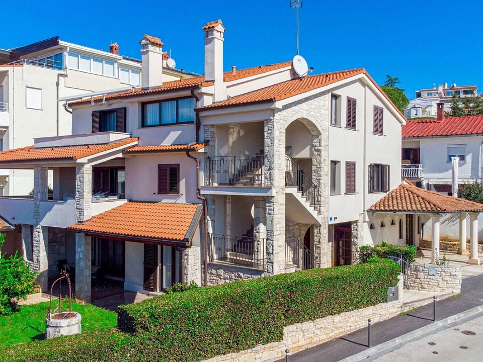Holiday Home Exterior [summer]