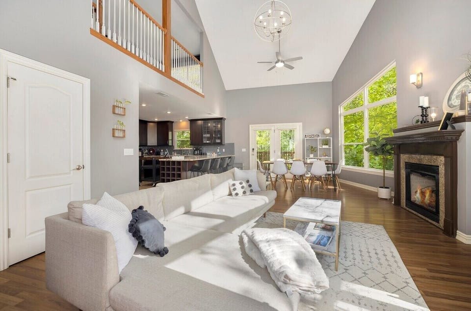 Complete with a comfy sectional, an easy-to-use remote-controlled fireplace, and Smart TV, this is the perfect place to curl up with a good book and a cup of coffee.