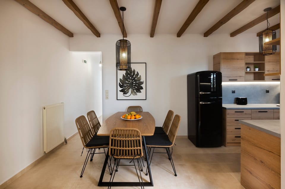 Dining area of Fully equipped apartment,Shared pool,Near beach,tavern,supermarket,Nea Magnissia,Rethymno,Crete