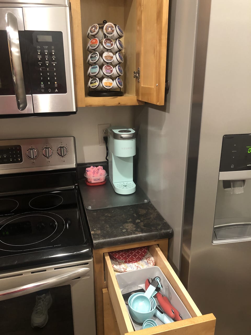 Coffee Maker.  Coffee & Cocoa Provided.