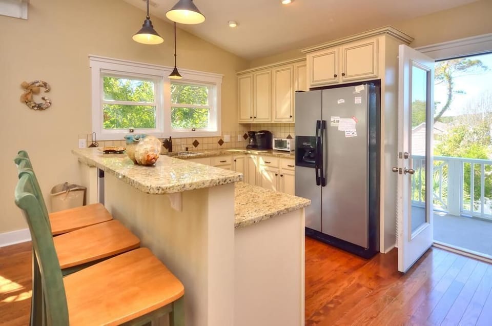 Kitchen Bar