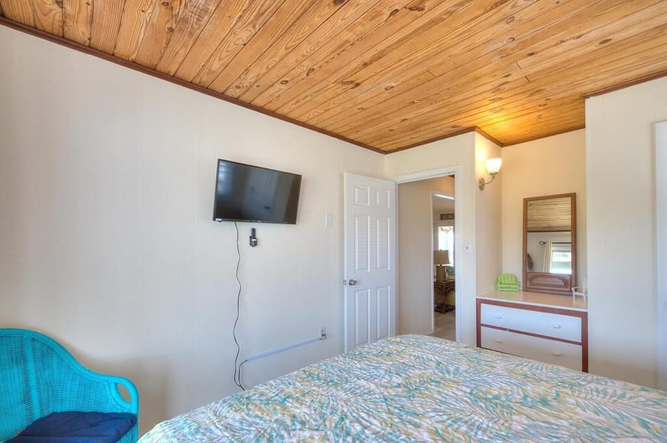 Bedroom 
GW 5.6.24
