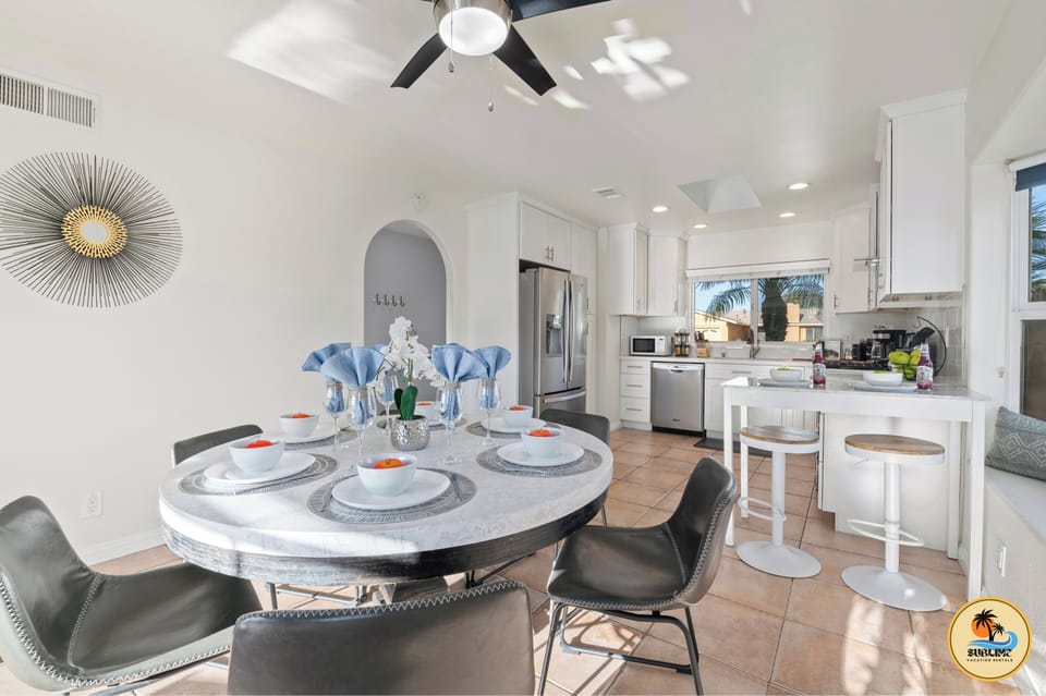 Modern design, comfy seating, and good vibes—this living room has it all!
