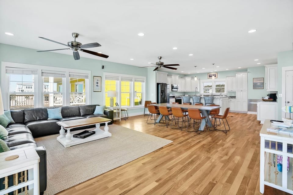 Living Room 
CG 3.19.25