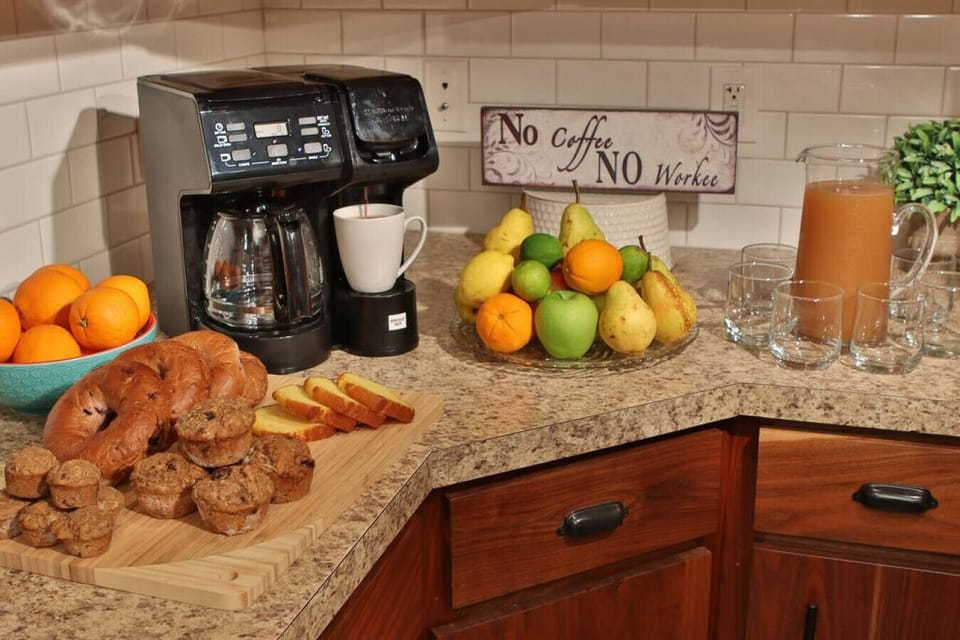 All Kitchen & Cooking Supplies provided