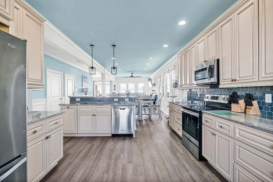 Kitchen
CG 2.14.24