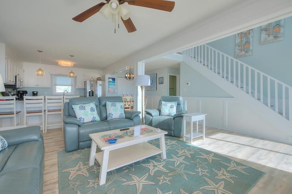 Living Room 
GW 1.2023