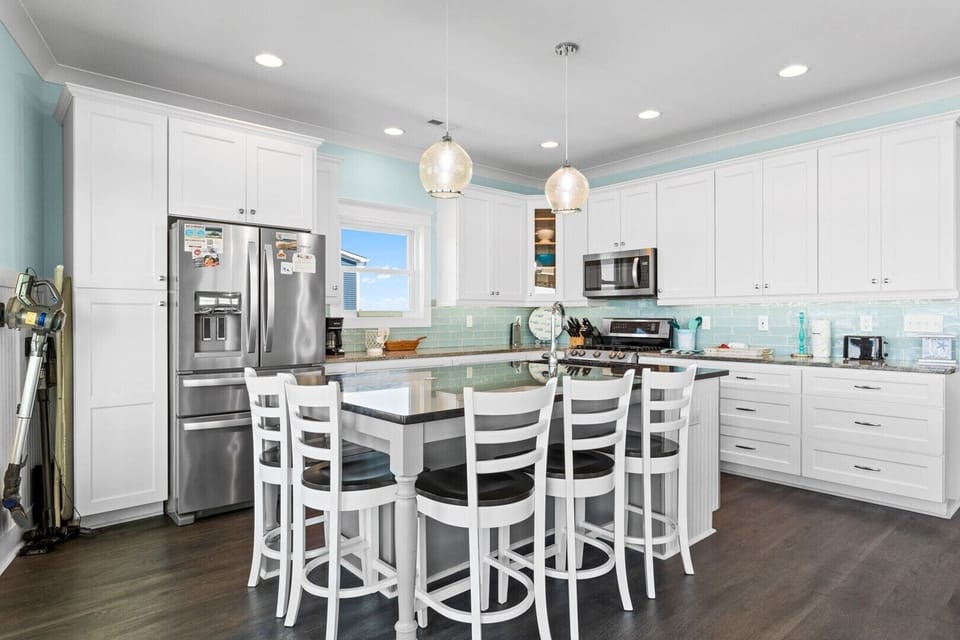 Kitchen
CAM 9-6-25
