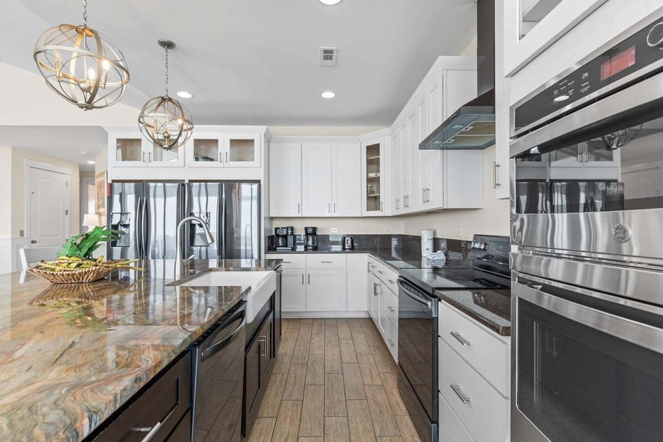 Kitchen
CAM 8-29-25