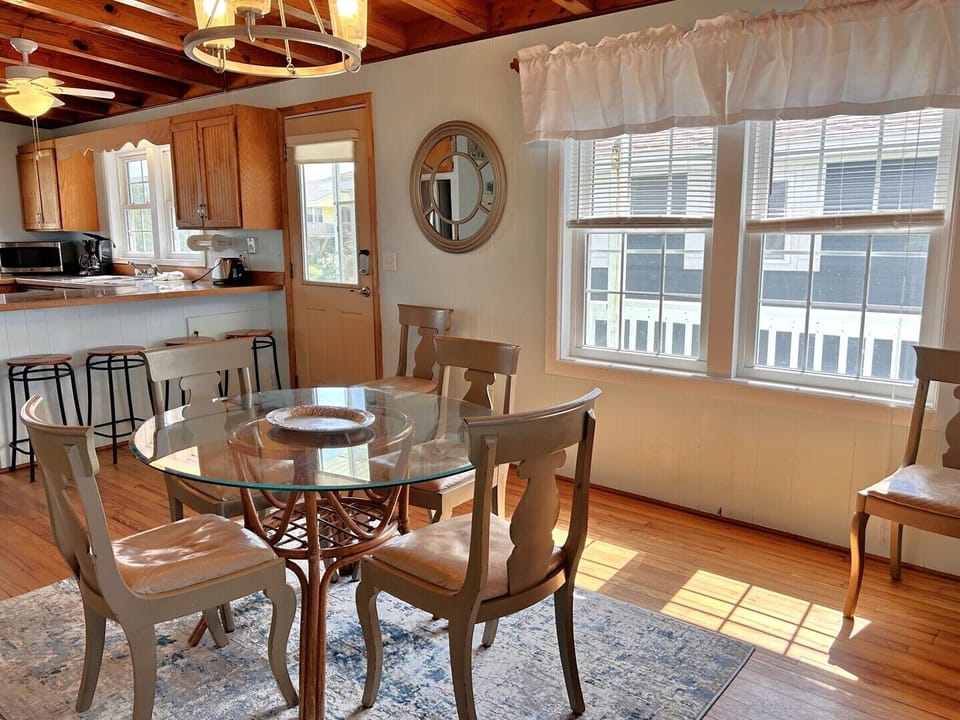 Dining Room
6.3.24 - JR