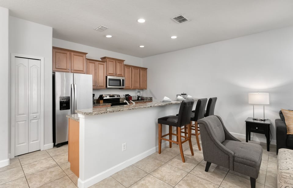 Cook like a chef in our fully equipped and functional kitchen