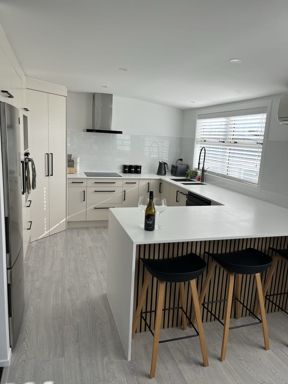 full kitchen