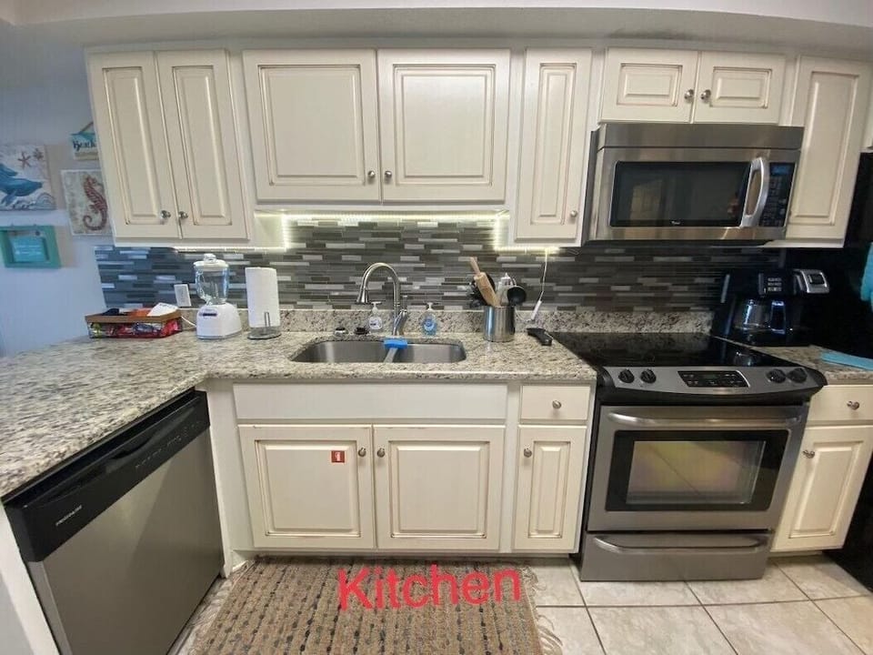 Ocean House 1 1401
